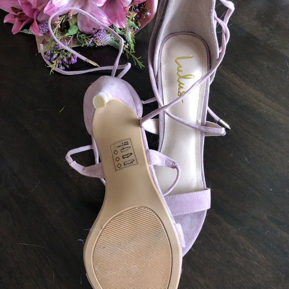 Lulus Shoes - Lulus heels size 8